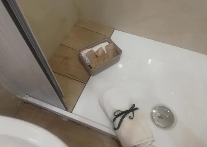 Couette-café Simy2 Naples