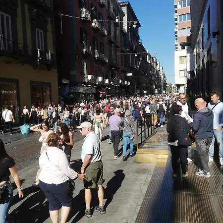 Simy2 Alojamento de Acomodação e Pequeno-almoço Nápoles